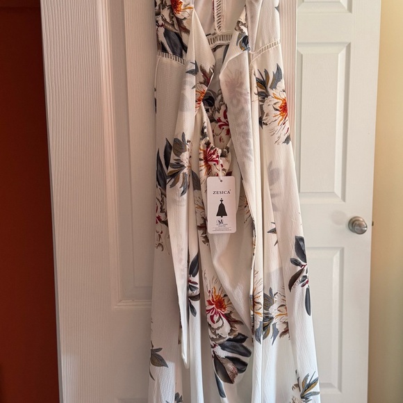Zesica Women's Floral Maxi Dress - White - Picture 1 of 3